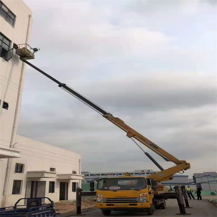 白鹭湖管理区哪里有小型吊车出租的