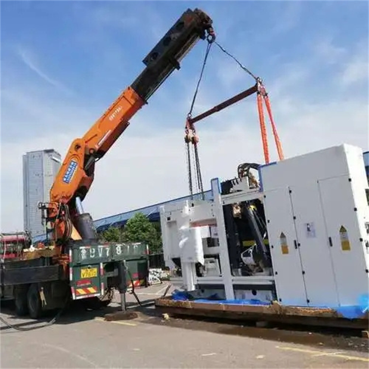 白鹭湖管理区吊集装箱的吊车电话